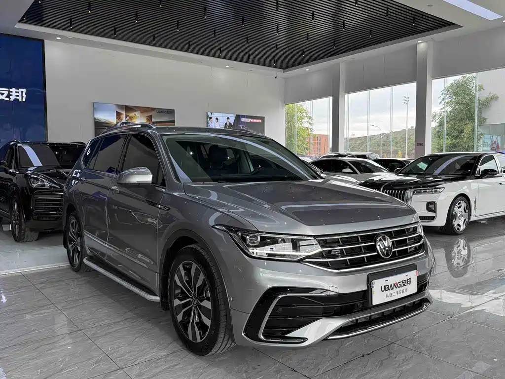 Volkswagen Tiguan L 2022 — фото 3