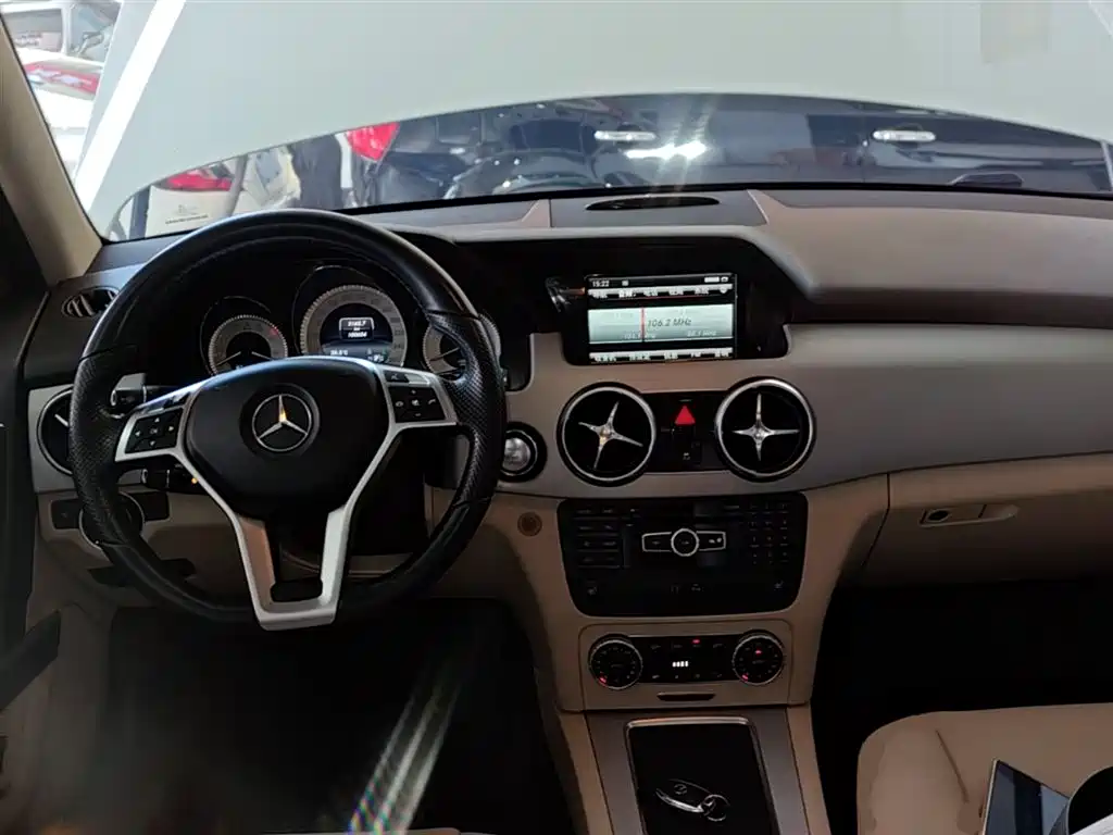 Mercedes-Benz GLK-Class 2015 — фото 10