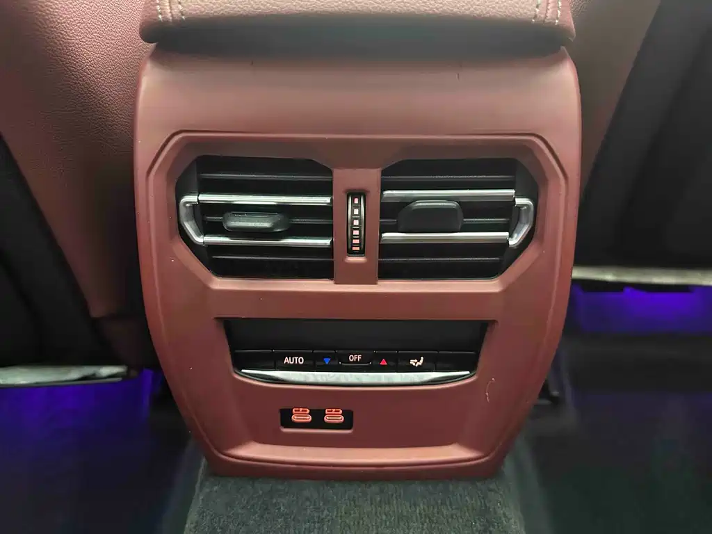 BMW 3 Series 2022 — фото 12