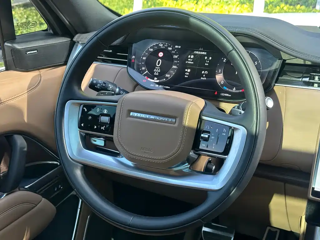 Land Rover Range Rover 2025 — фото 15