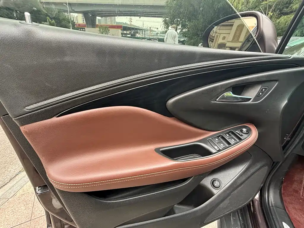 Buick Envision Plus 2019 — фото 4