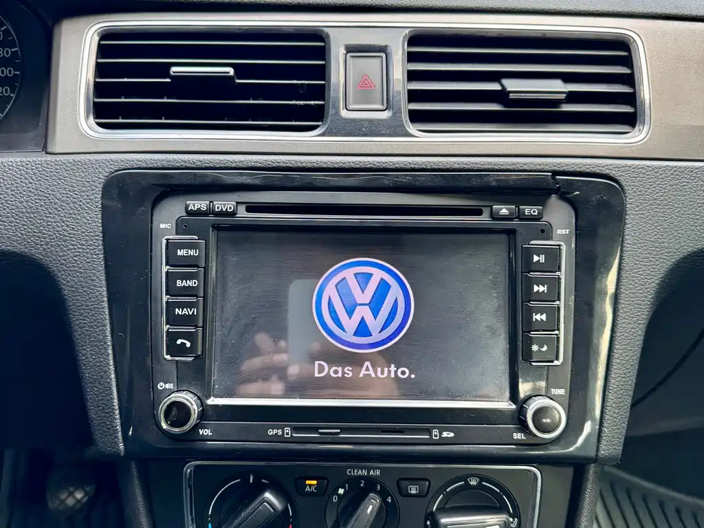 Volkswagen Santana 2016 — фото 15