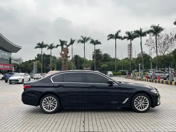 BMW 5 Series 2022