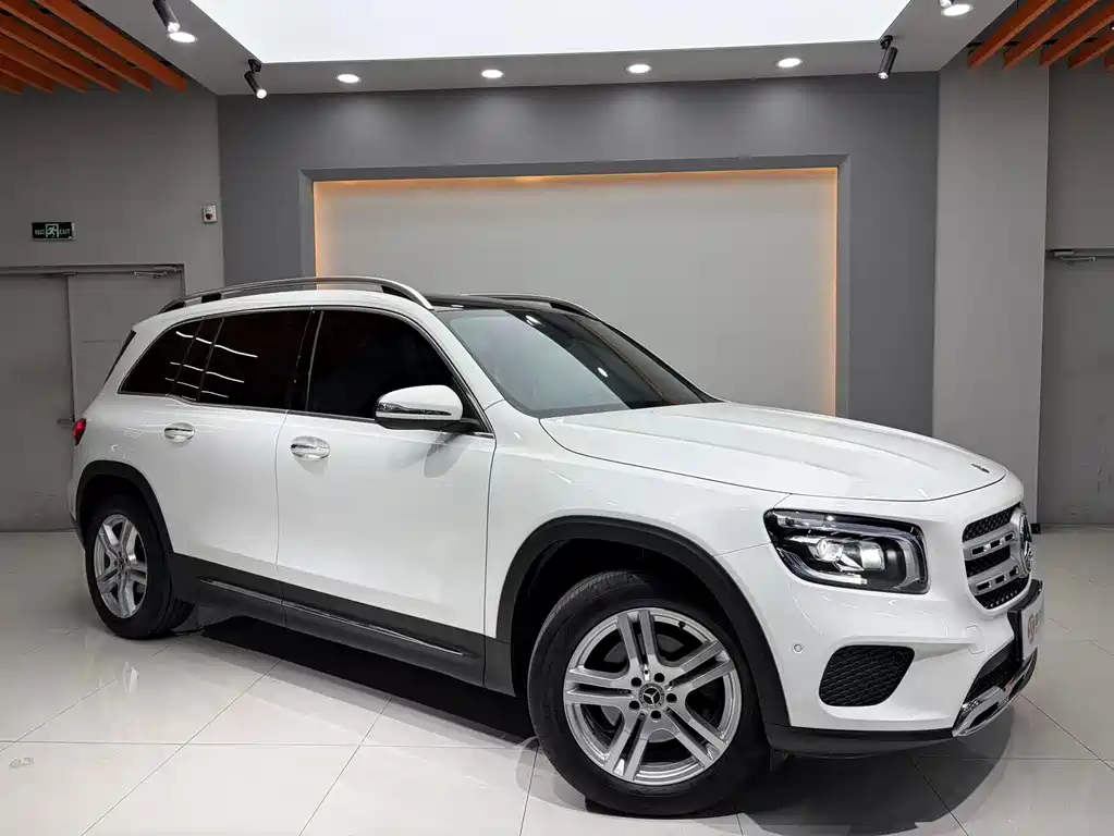 Mercedes-Benz GLB 2022 — фото 3