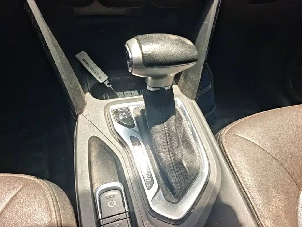 GAC Motor Trumpchi GS4 2016 — фото 14