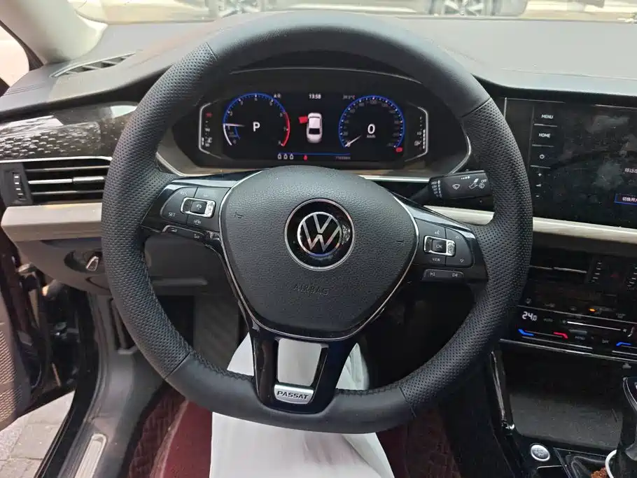 Volkswagen Passat 2020 — фото 15