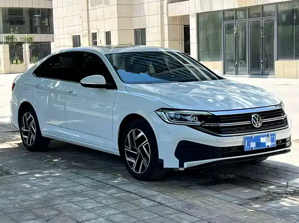 Volkswagen Sagitar 2025