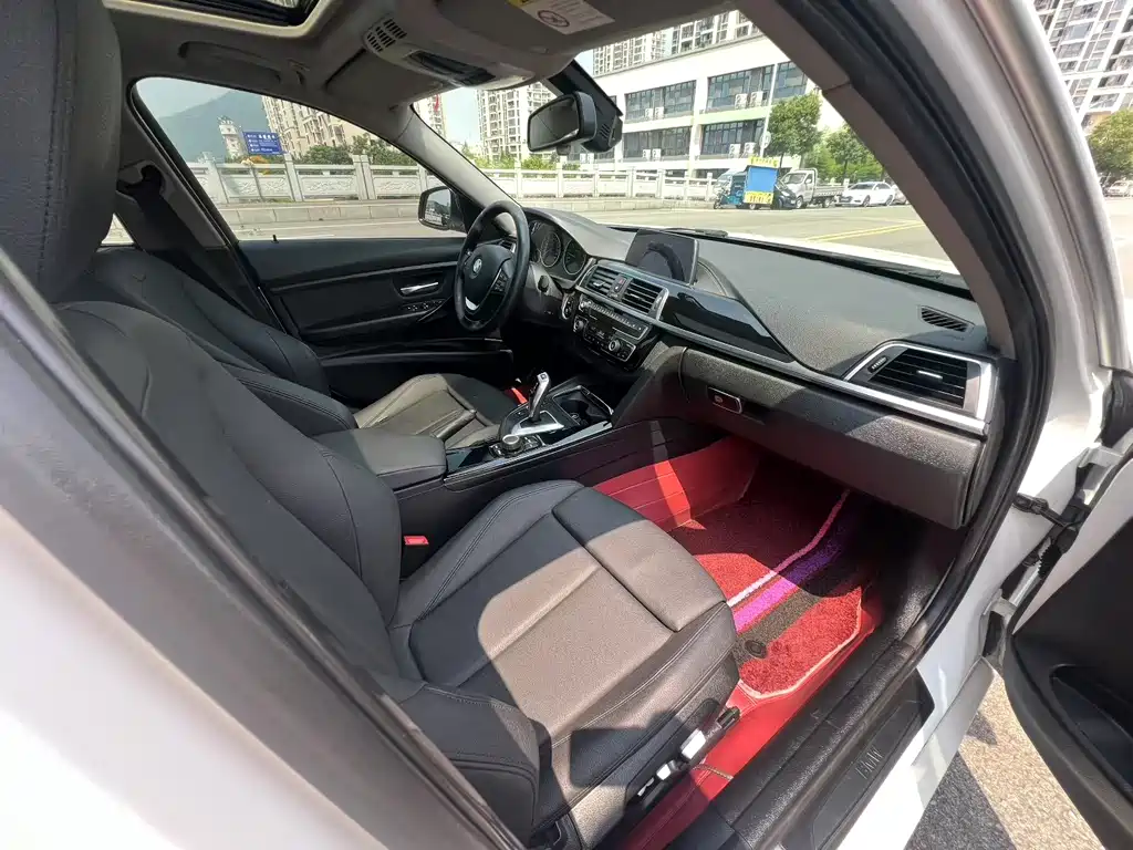BMW 3 Series 2018