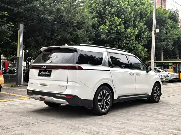 Kia Carnival 2021