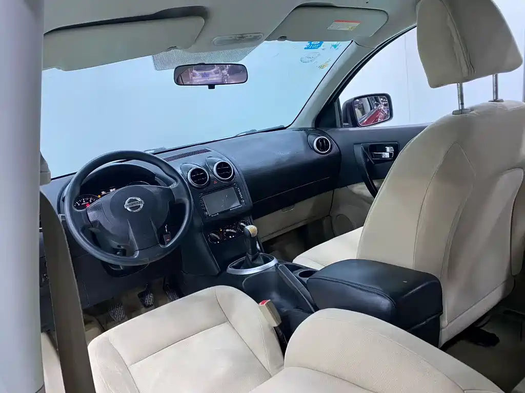 Nissan Qashqai 2015