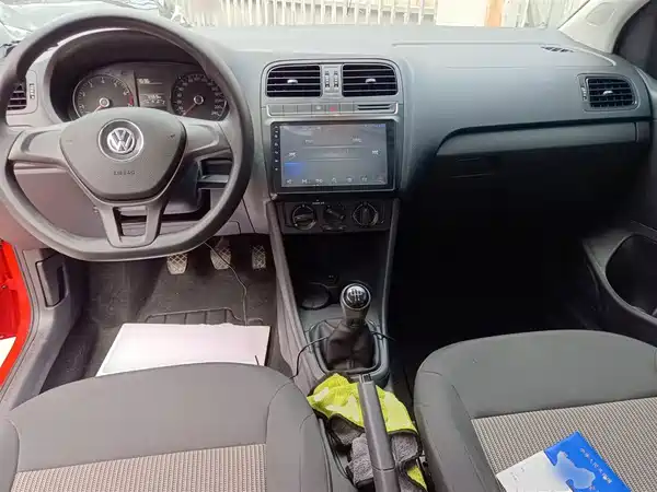 Volkswagen Polo 2016