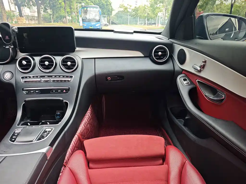 Mercedes-Benz C-Class 2020 — фото 18