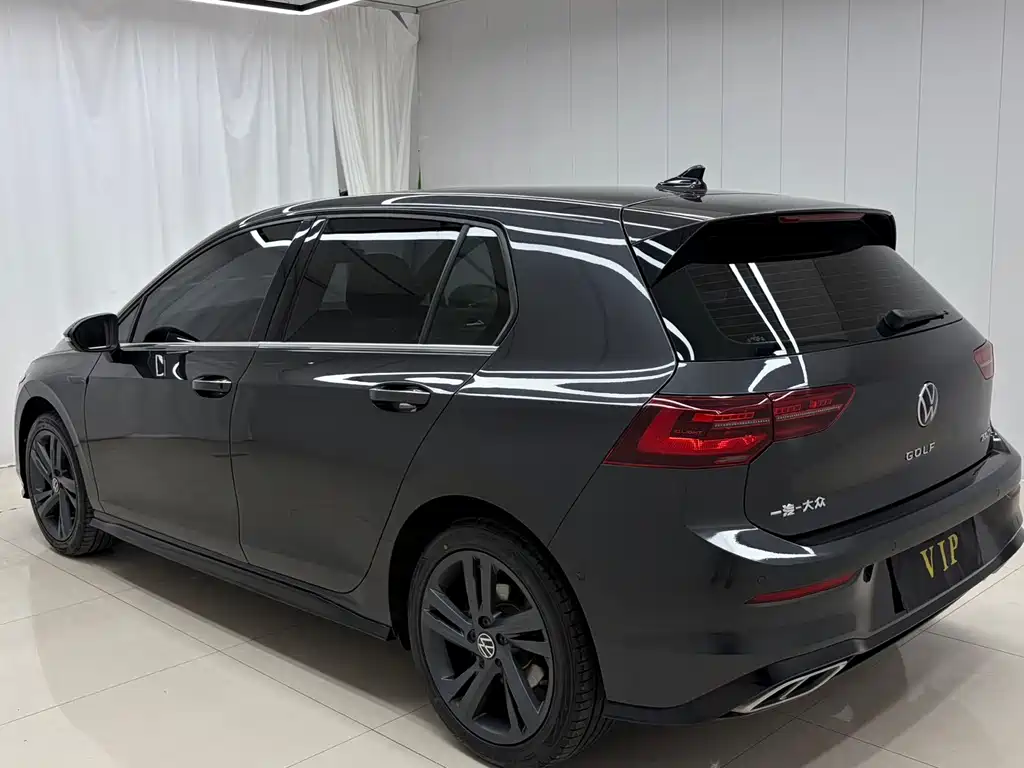 Volkswagen Golf 2022