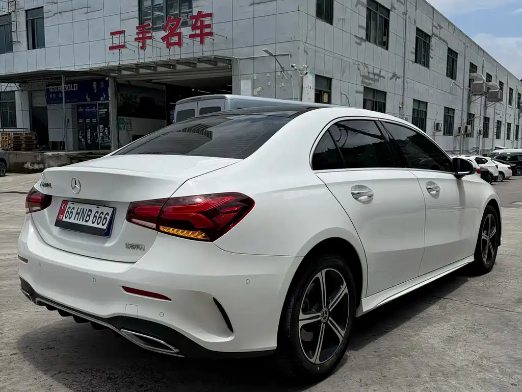 Mercedes-Benz A-Class 2023 — фото 8