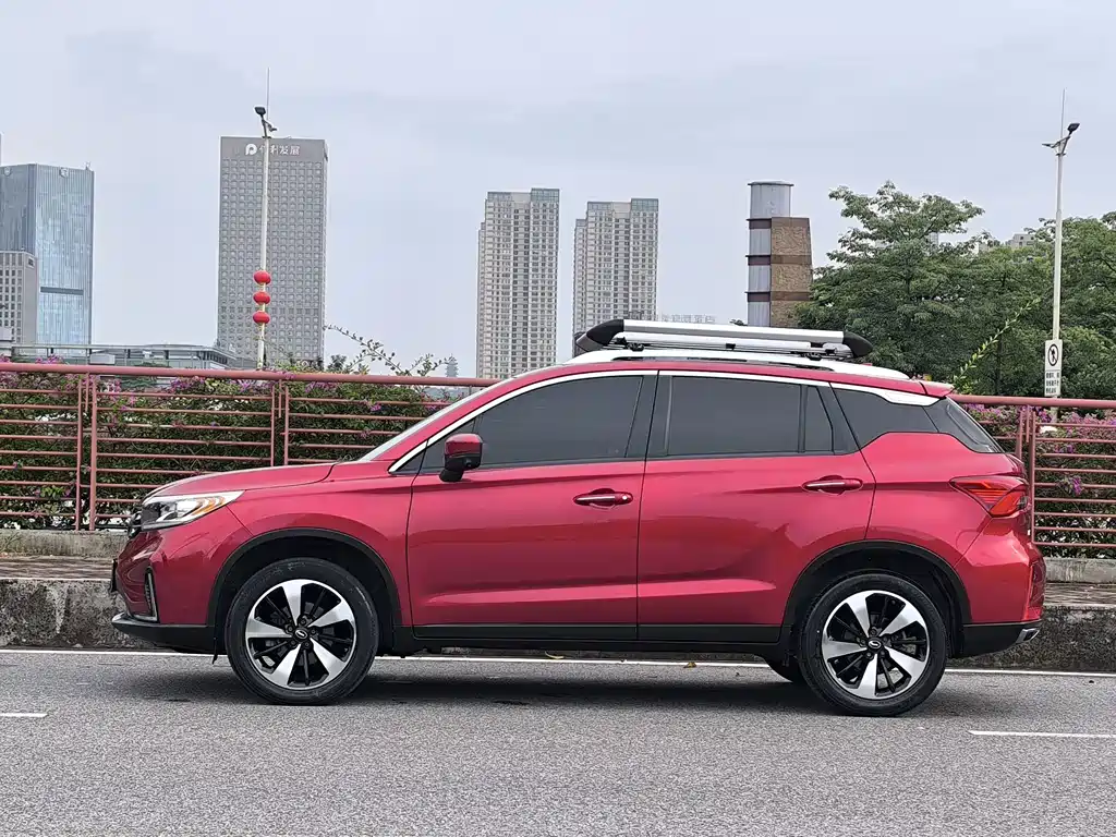 GAC Trumpchi GS4 2018 — фото 7