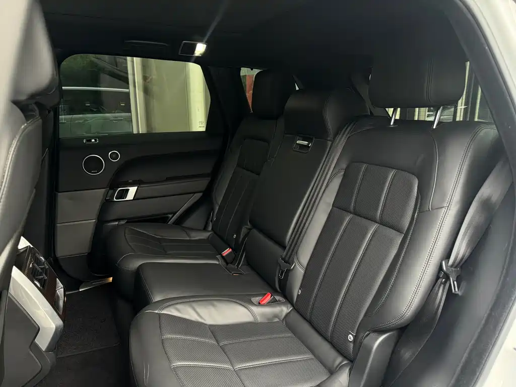 Land Rover Sport PHEV 2019 — фото 15