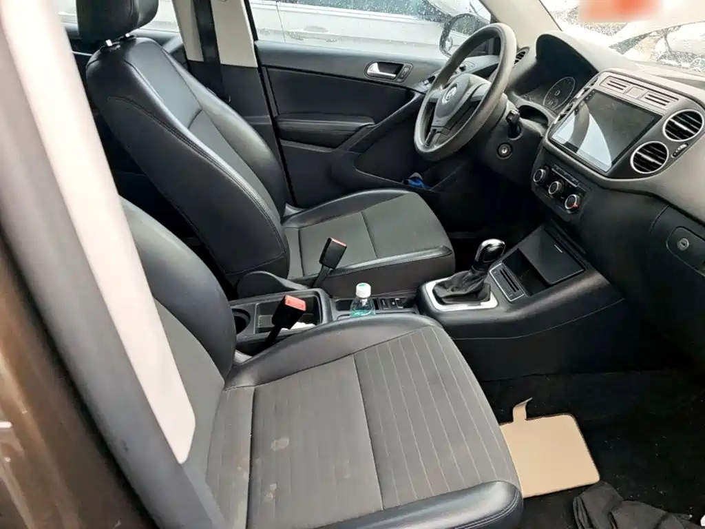 Volkswagen Tiguan 2015 — фото 25