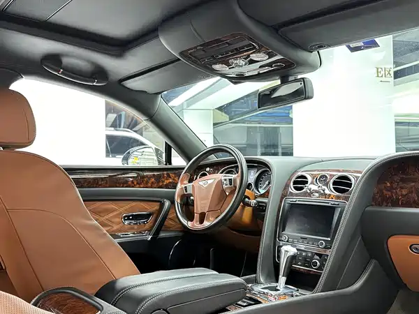 Bentley Flying Spur 2013