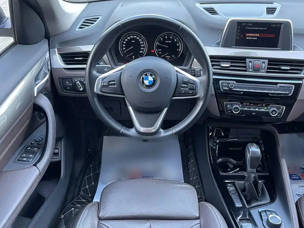 BMW X1 2019 — фото 9