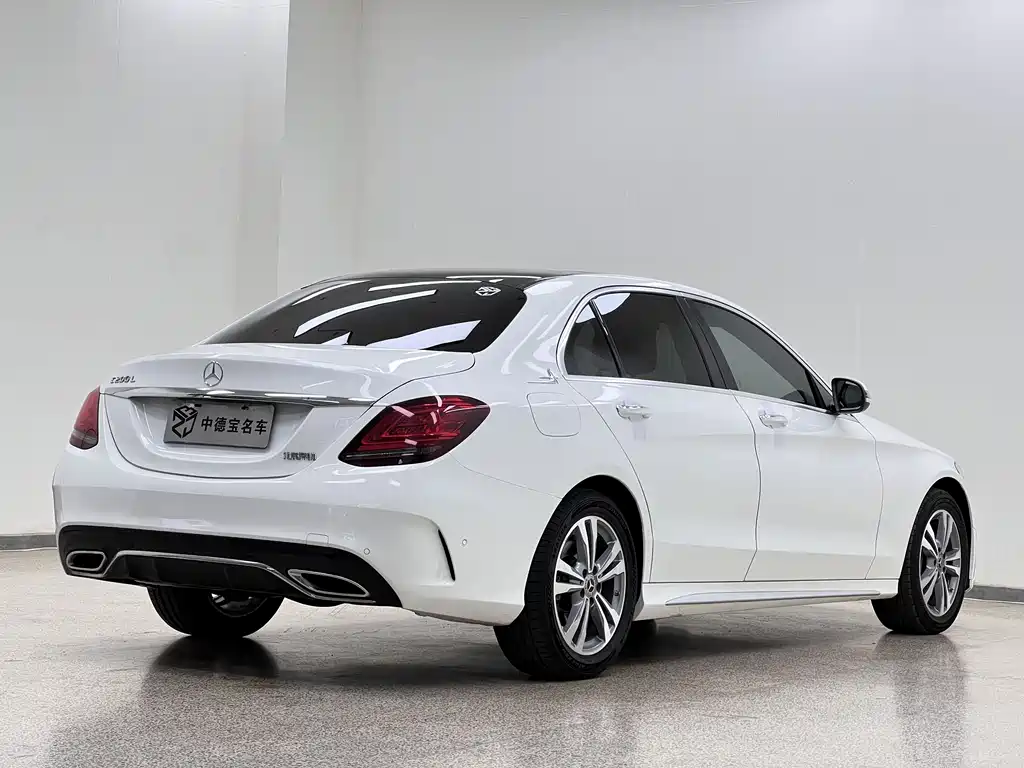 Mercedes-Benz C-Class 2021