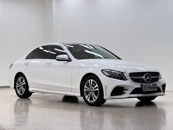 Mercedes-Benz C-Class 2021