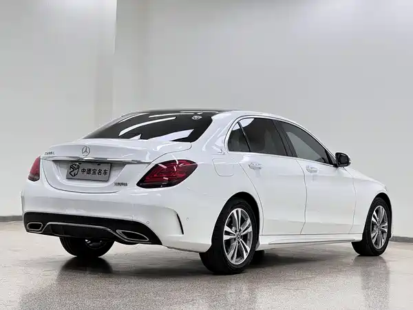 Mercedes-Benz C-Class 2021