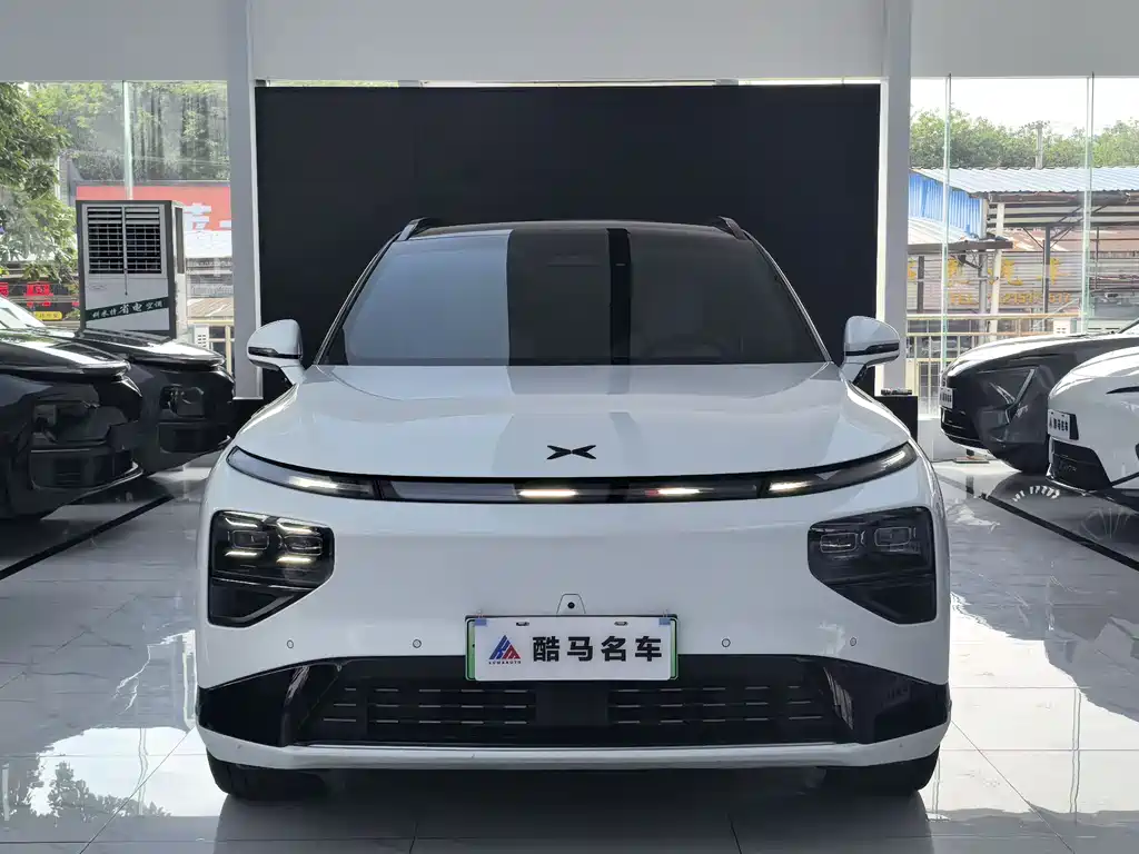 XPeng G9 2025