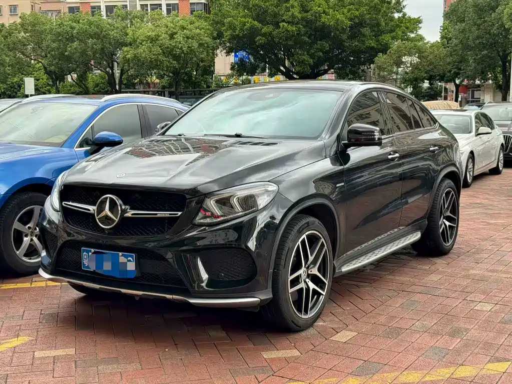 Mercedes-Benz GLE Coupe AMG 2018 — фото 1