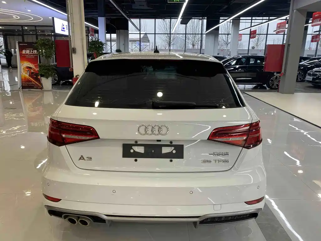Audi A3 2020 — фото 17