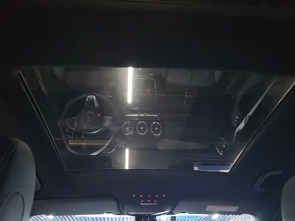 Mercedes-Benz GLC 2018 — фото 18
