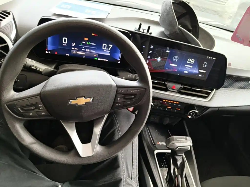 Chevrolet Monza 2023 — фото 10