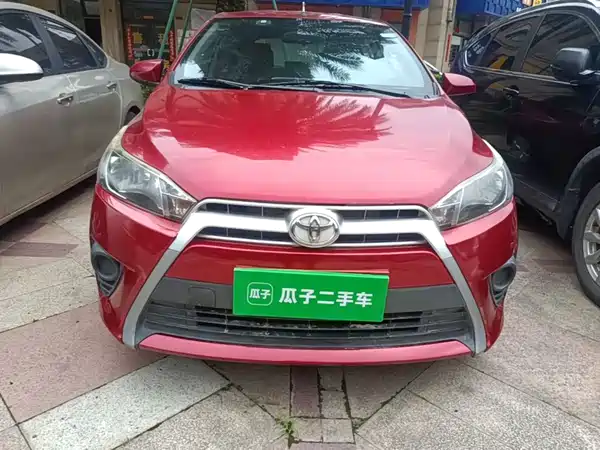 Toyota Yaris L 2015