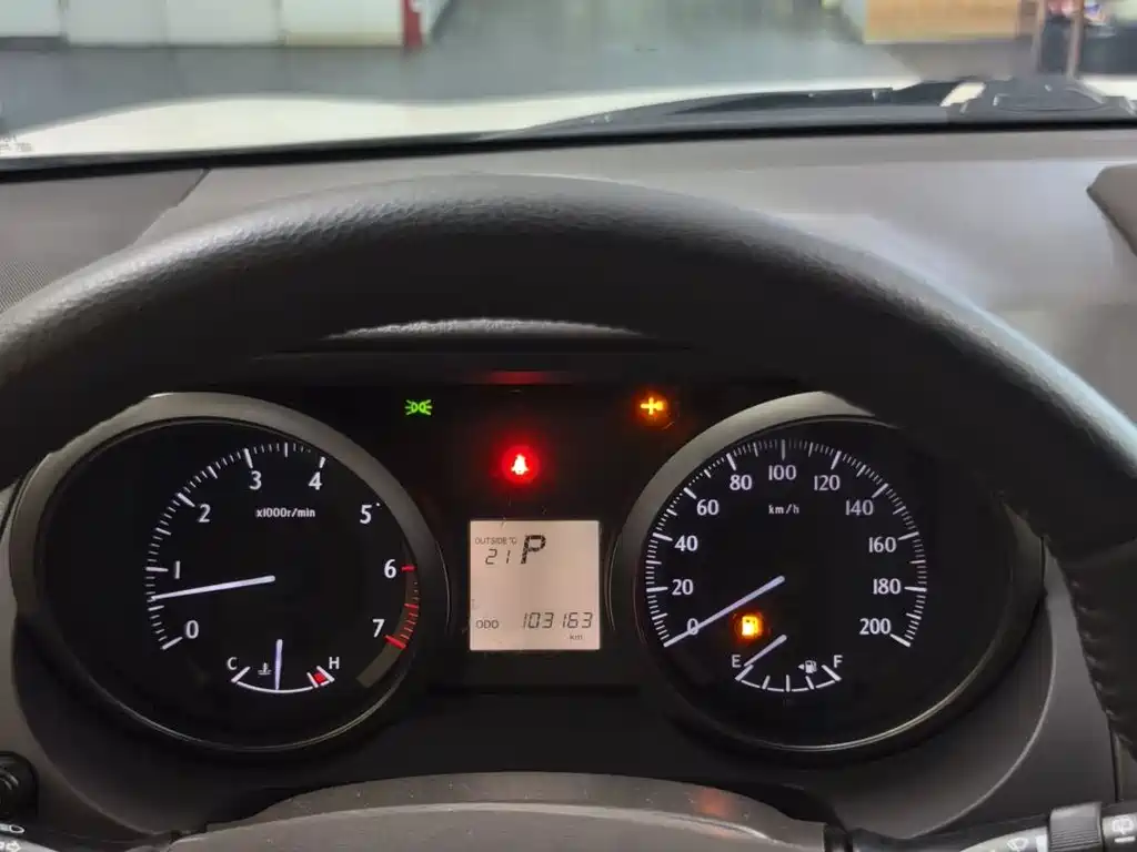 Toyota Prado 2015 — фото 10