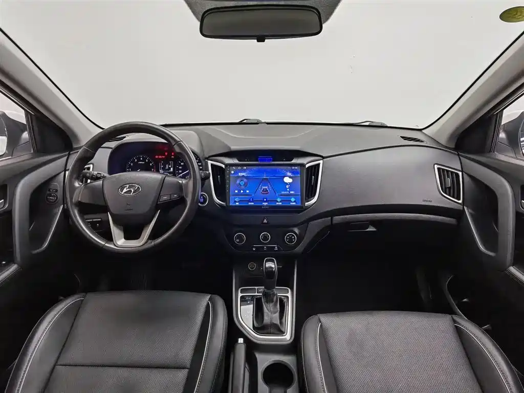 Hyundai ix25 2016 — фото 5