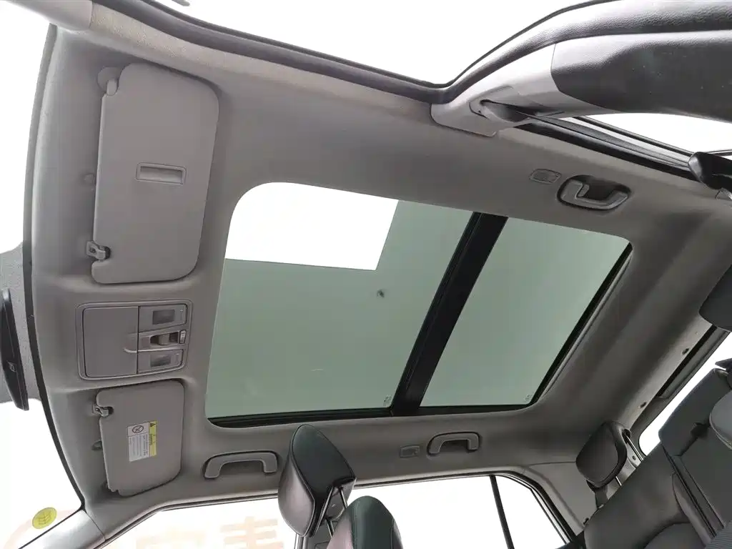 Hyundai ix25 2016 — фото 14