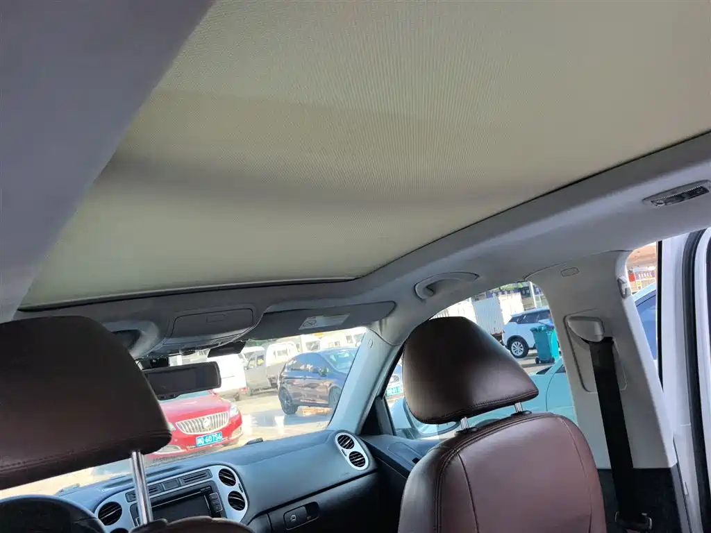 Volkswagen Tiguan 2015 — фото 16