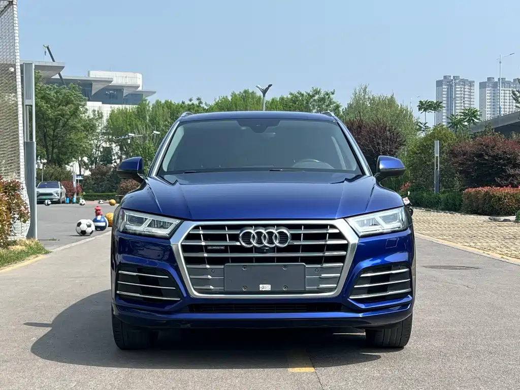 Audi Q5L 2019 — фото 2