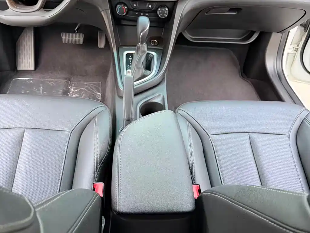 Buick Excelle 2020 — фото 11