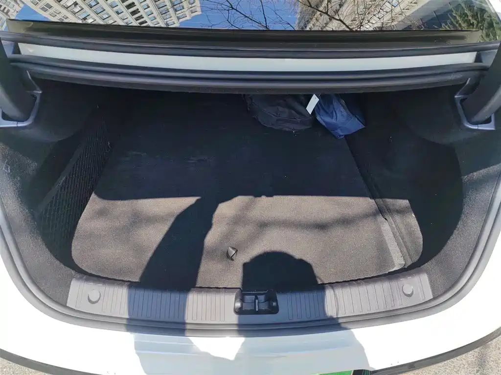 BYD Seal 07 DM-i 2025 — фото 10