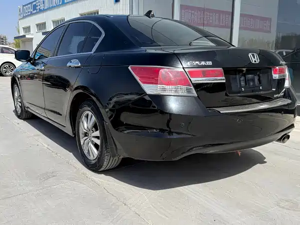 Honda Accord 2011