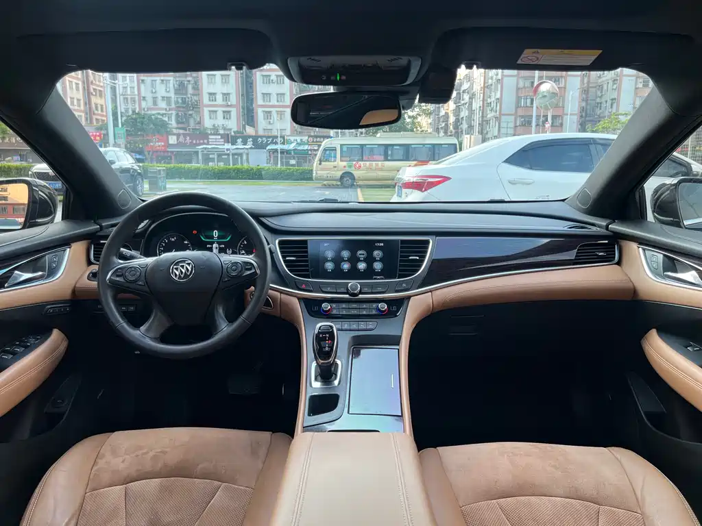 Buick LaCrosse 2018 — фото 23