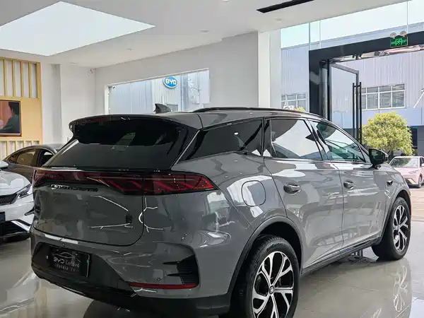 BYD Tang New Energy 2025