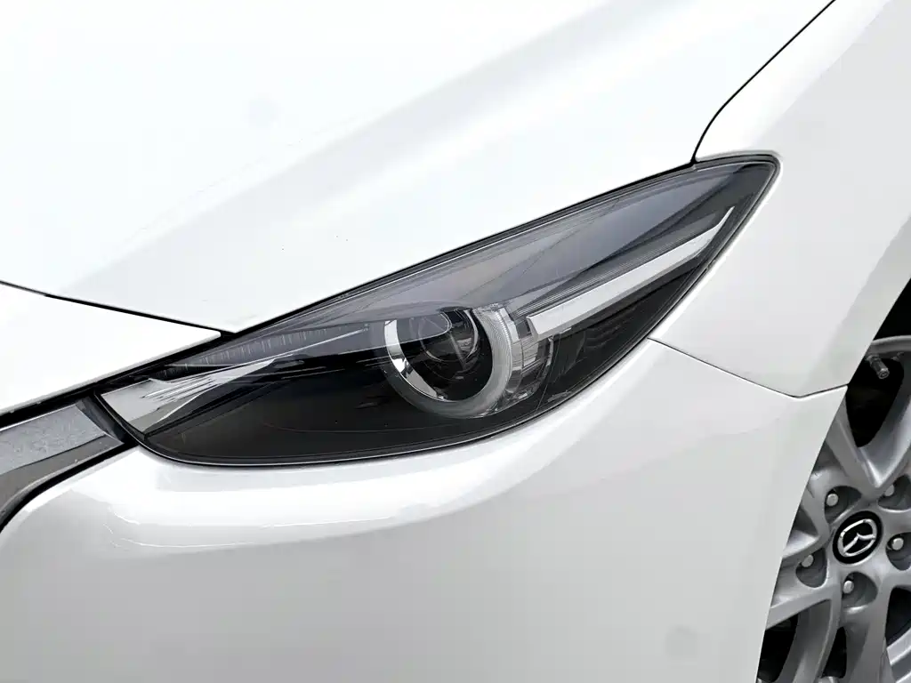 Mazda 3 Angkesela 2018 — фото 14