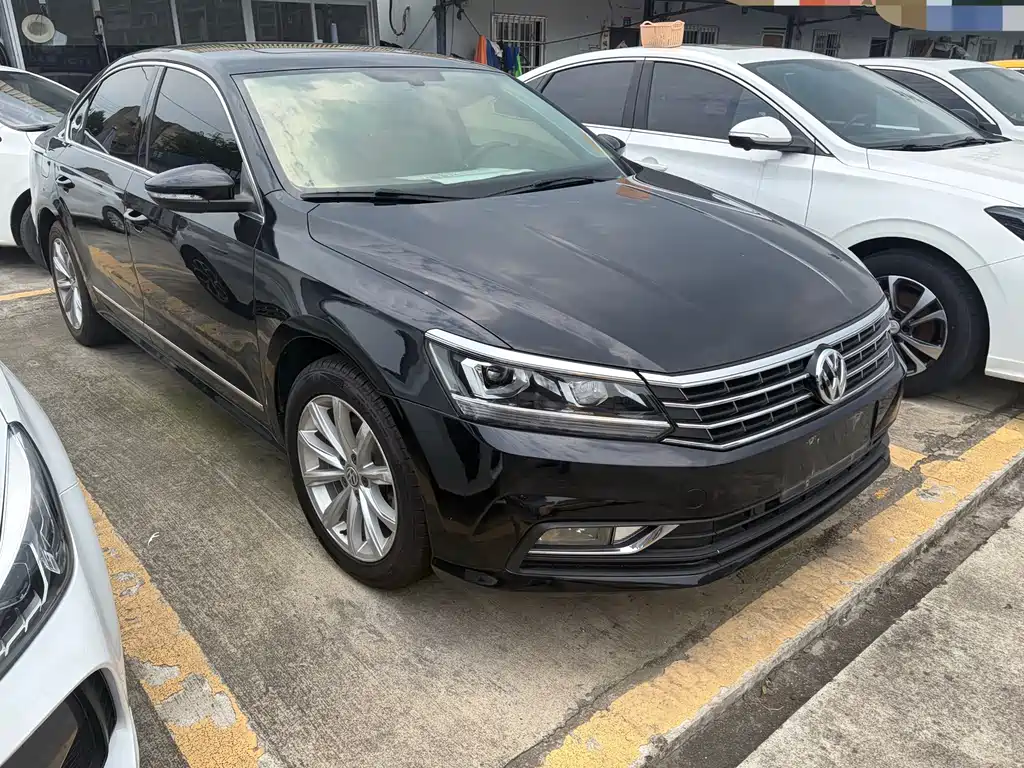 Volkswagen Passat 2018 — фото 3