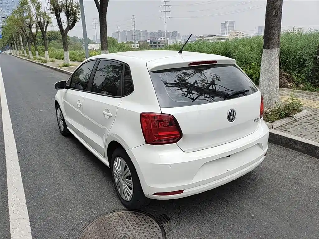 Volkswagen Polo 2017 — фото 5