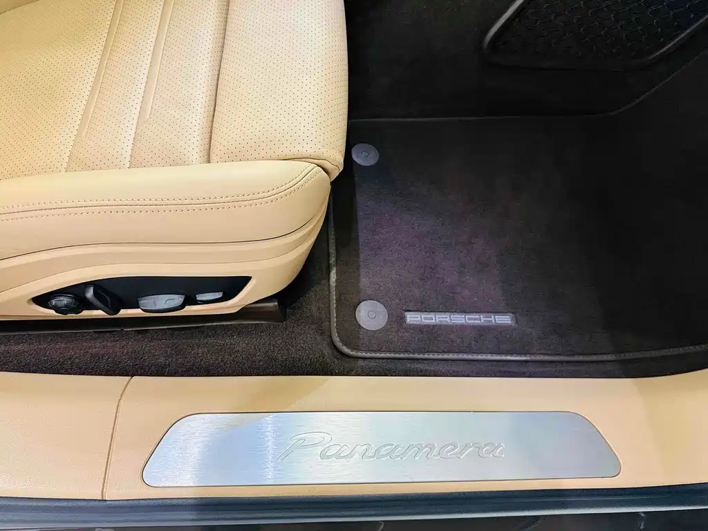 Porsche Panamera 2022 — фото 18
