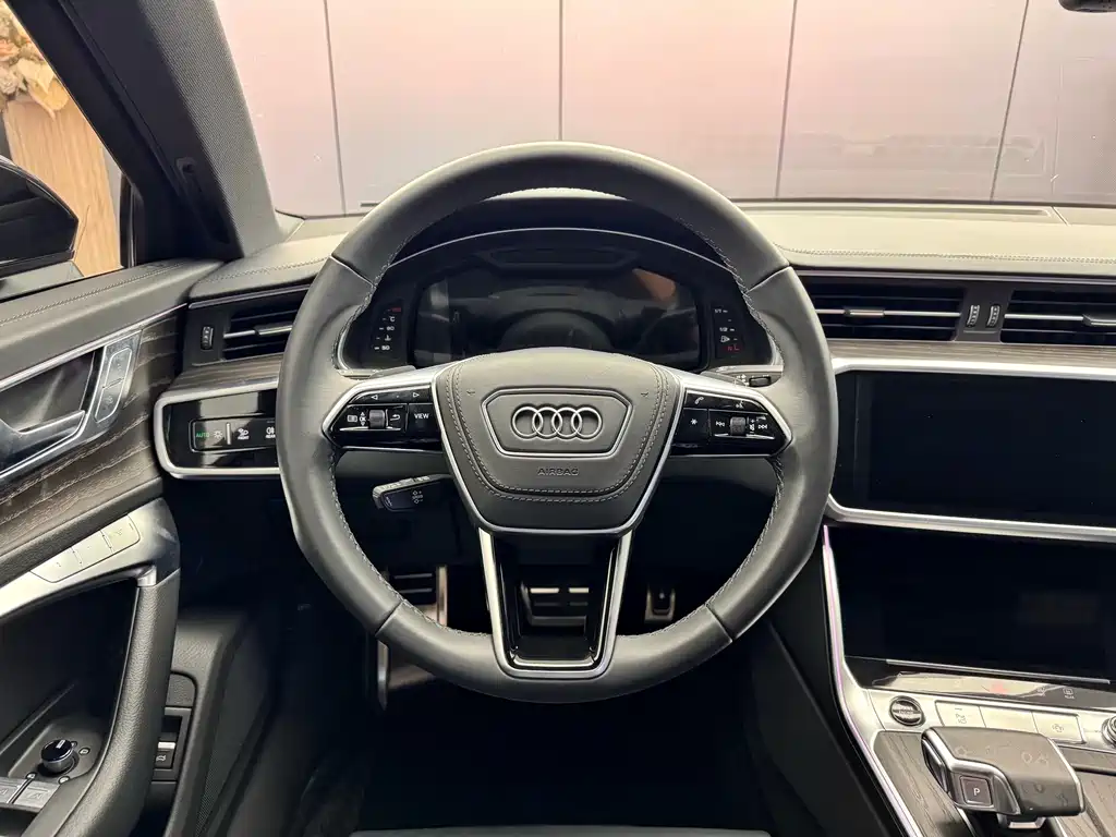 Audi A6L 2024