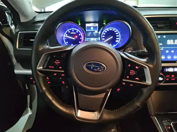 Subaru Legacy 2018