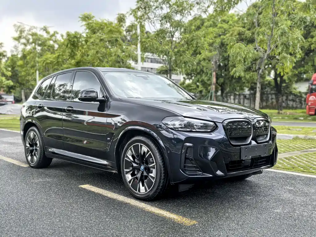 BMW iX3 2022 — фото 3