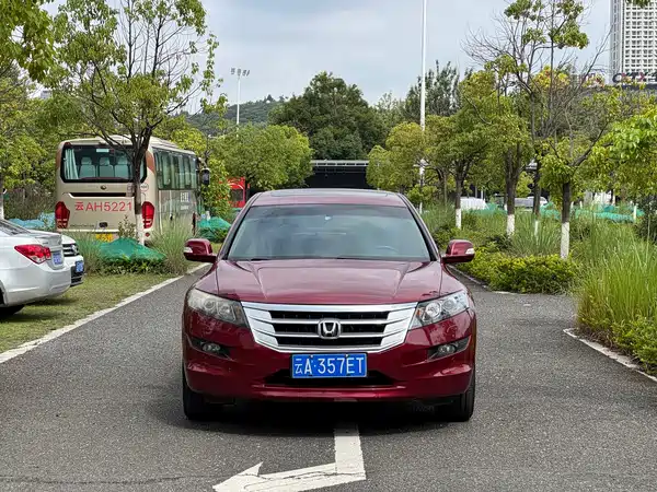 Honda Crosstour 2011